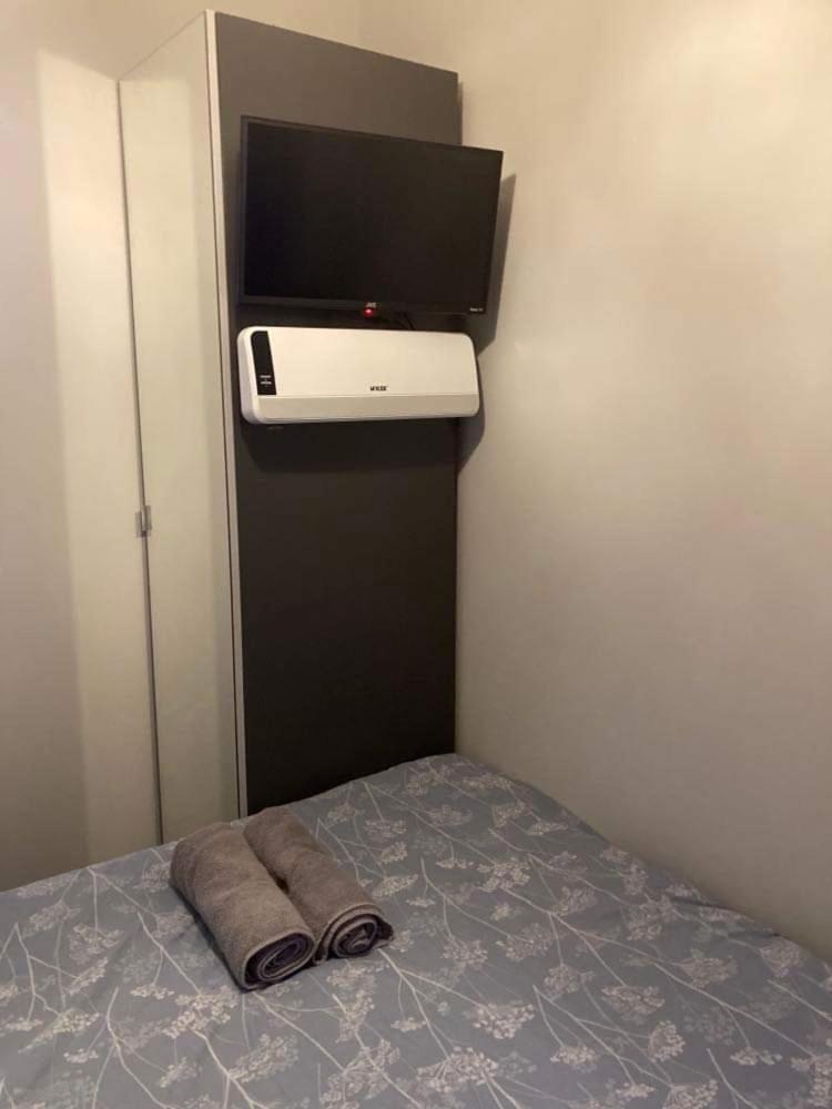 Sandy Beach Hill View Apartment Брин Екстериор снимка