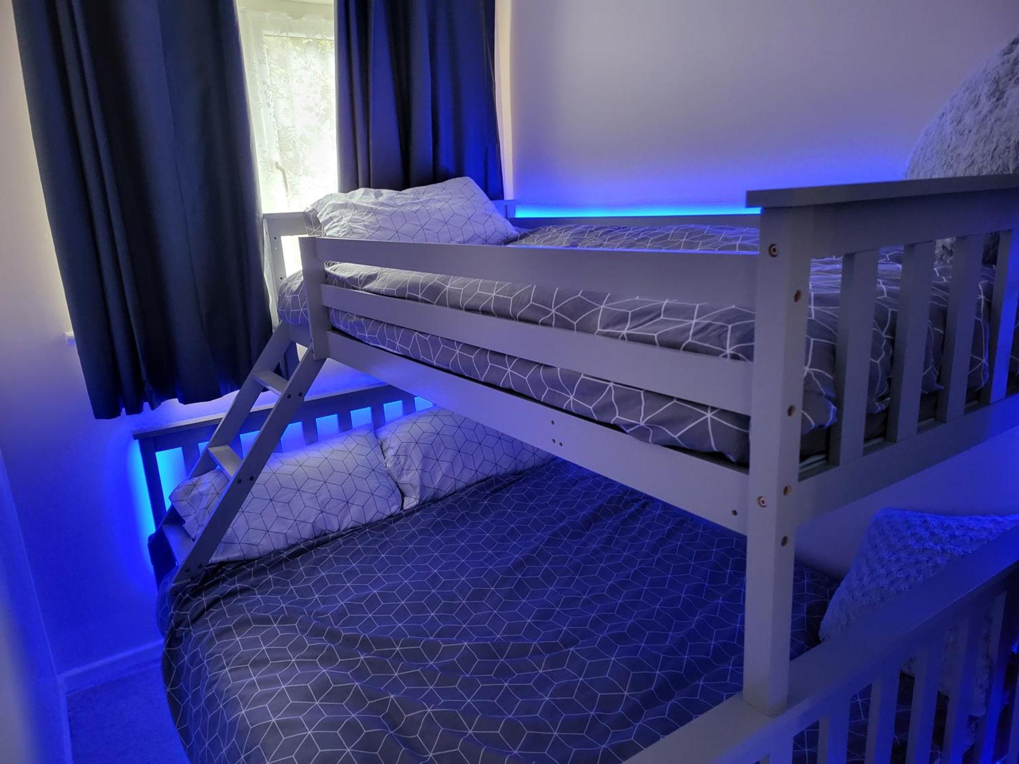 Sandy Beach Hill View Apartment Брин Екстериор снимка